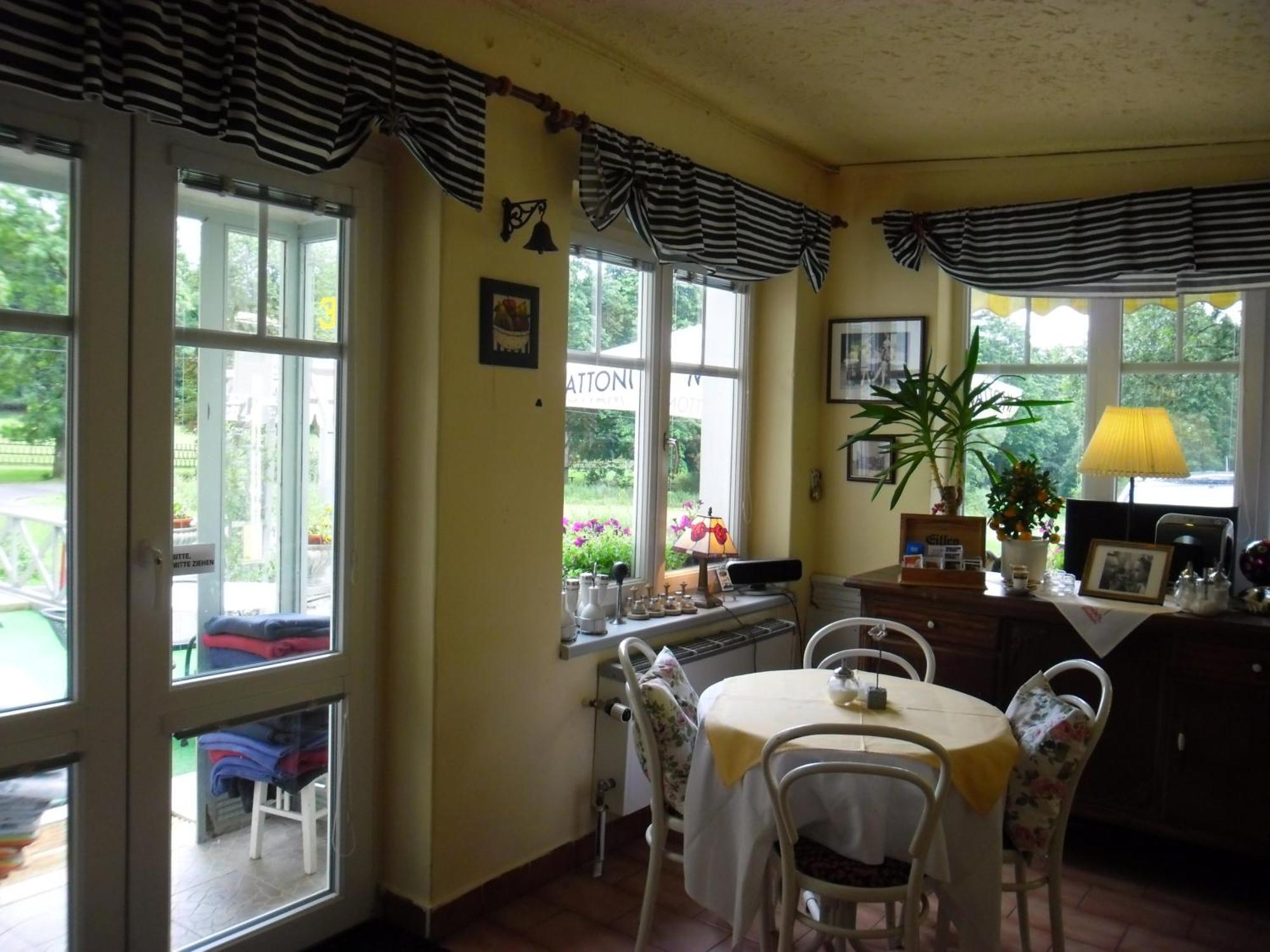Mariánské Lázně Villa Meteor מראה חיצוני תמונה